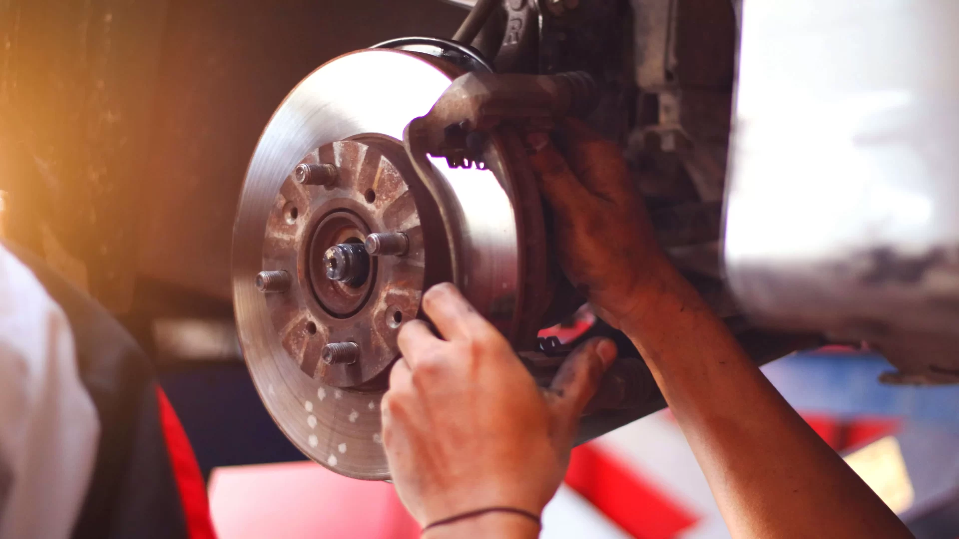 استبدال وسادة الفرامل 6