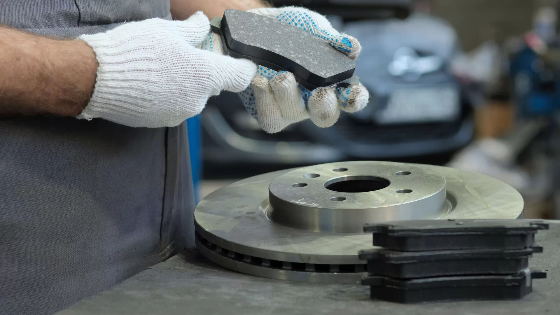 استبدال وسادة الفرامل