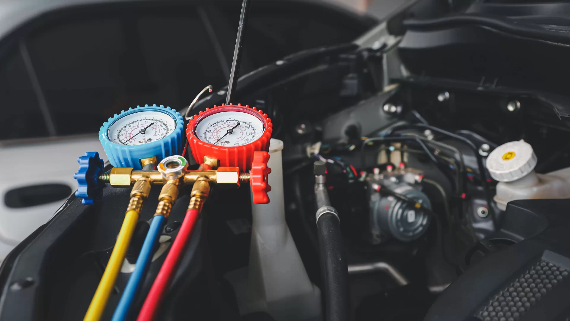 обслуживание и ремонт автомобильных кондиционеров