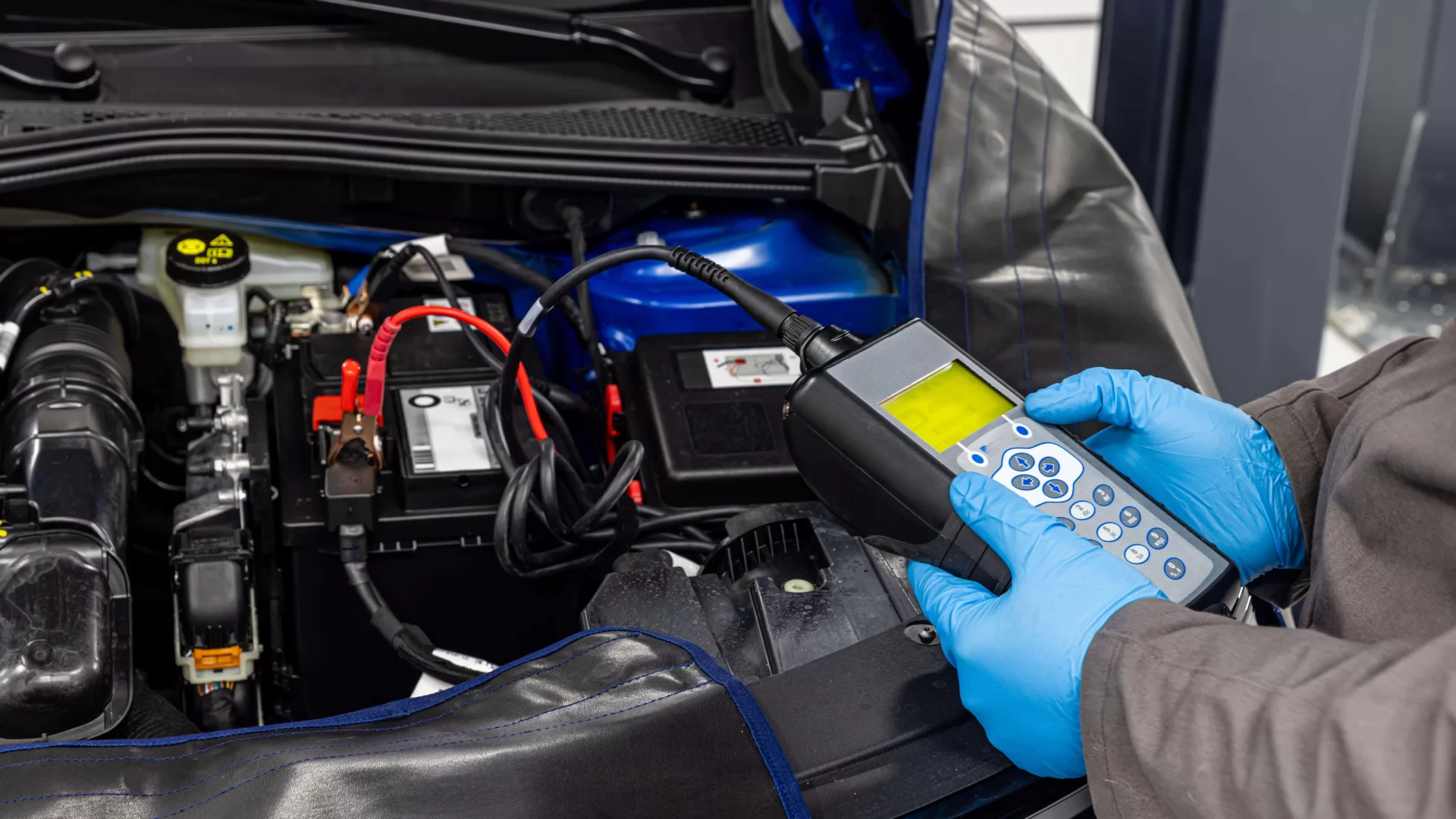 car battery replacement service
