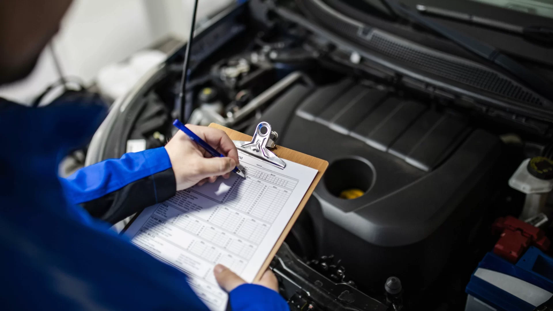 ضبط محرك السيارة