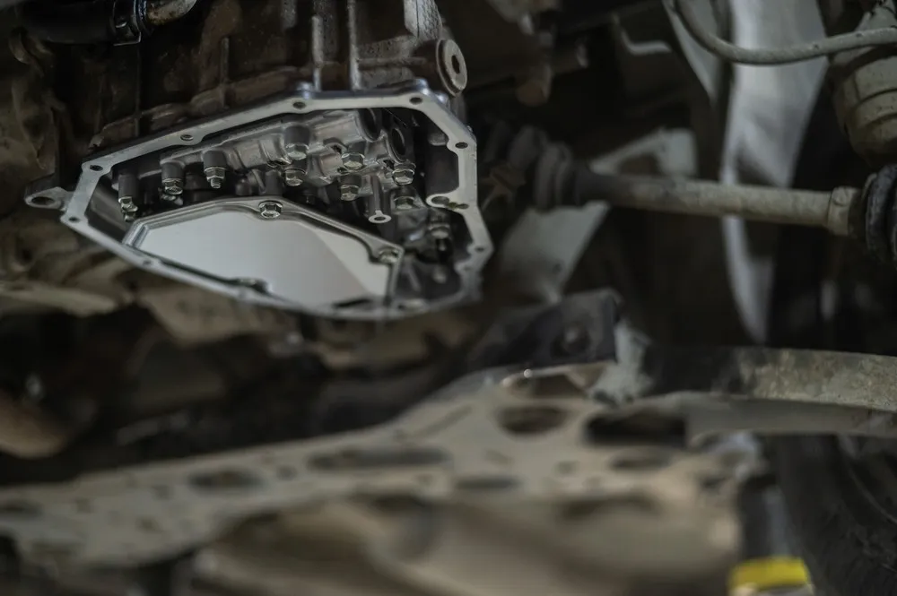 Car GearBox Oil Change in Dubai car gearbox oil change 2