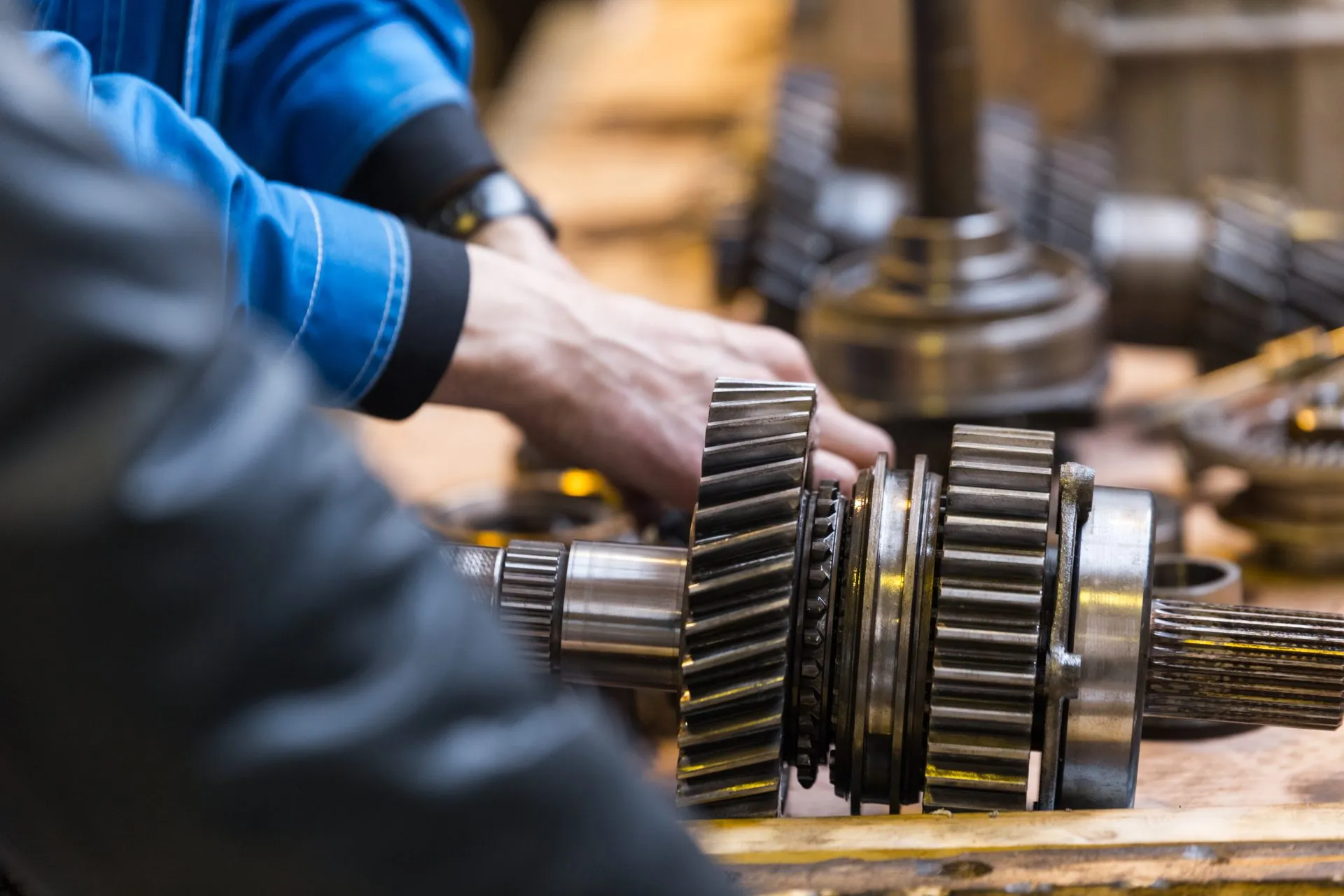 car gearbox repair service 2