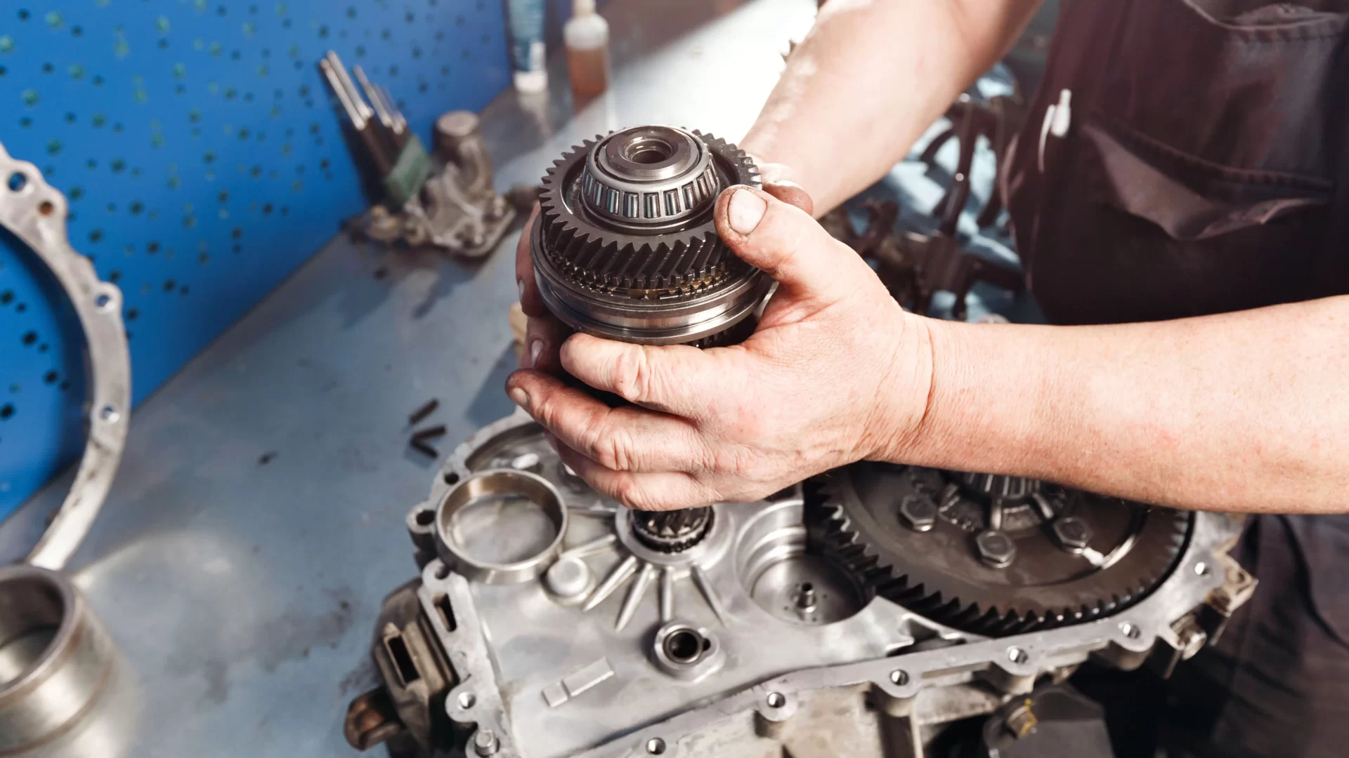 خدمة إصلاح علبة تروس السيارة 5