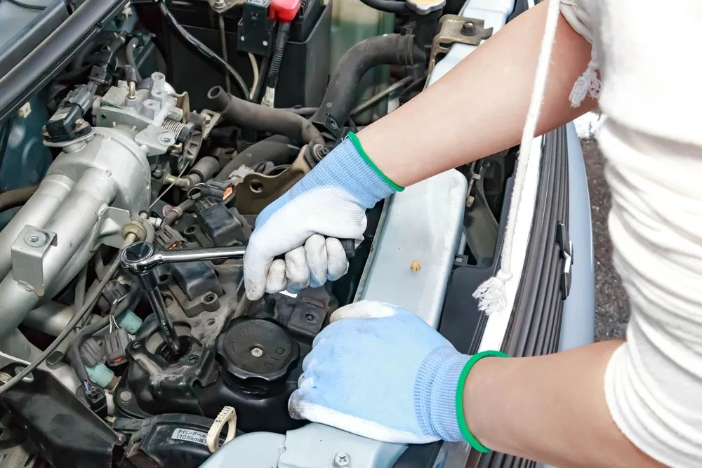 Замена свечей зажигания в Дубае замена свечей зажигания 5