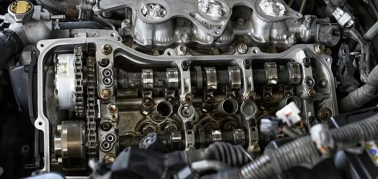 Быстрый ремонт двигателя автомобиля