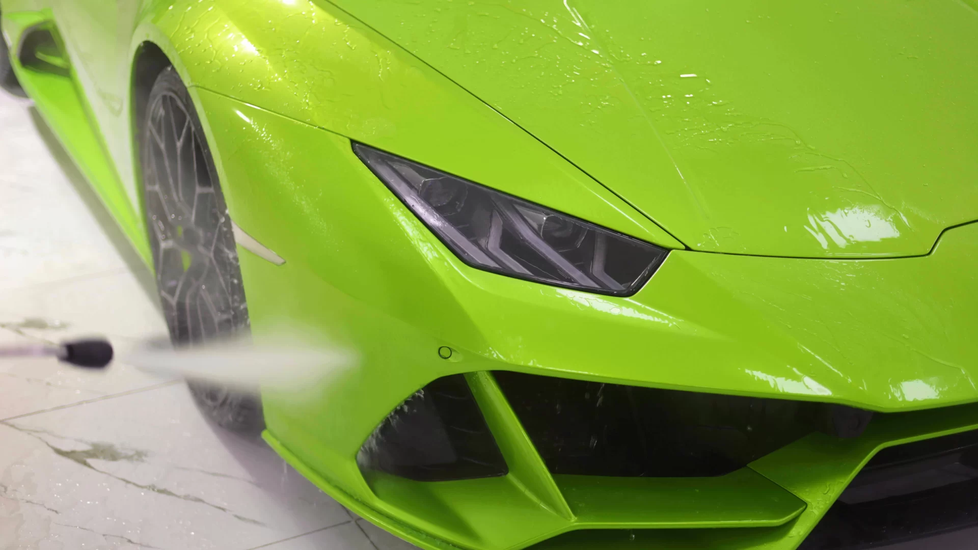 مغسلة السيارات 23