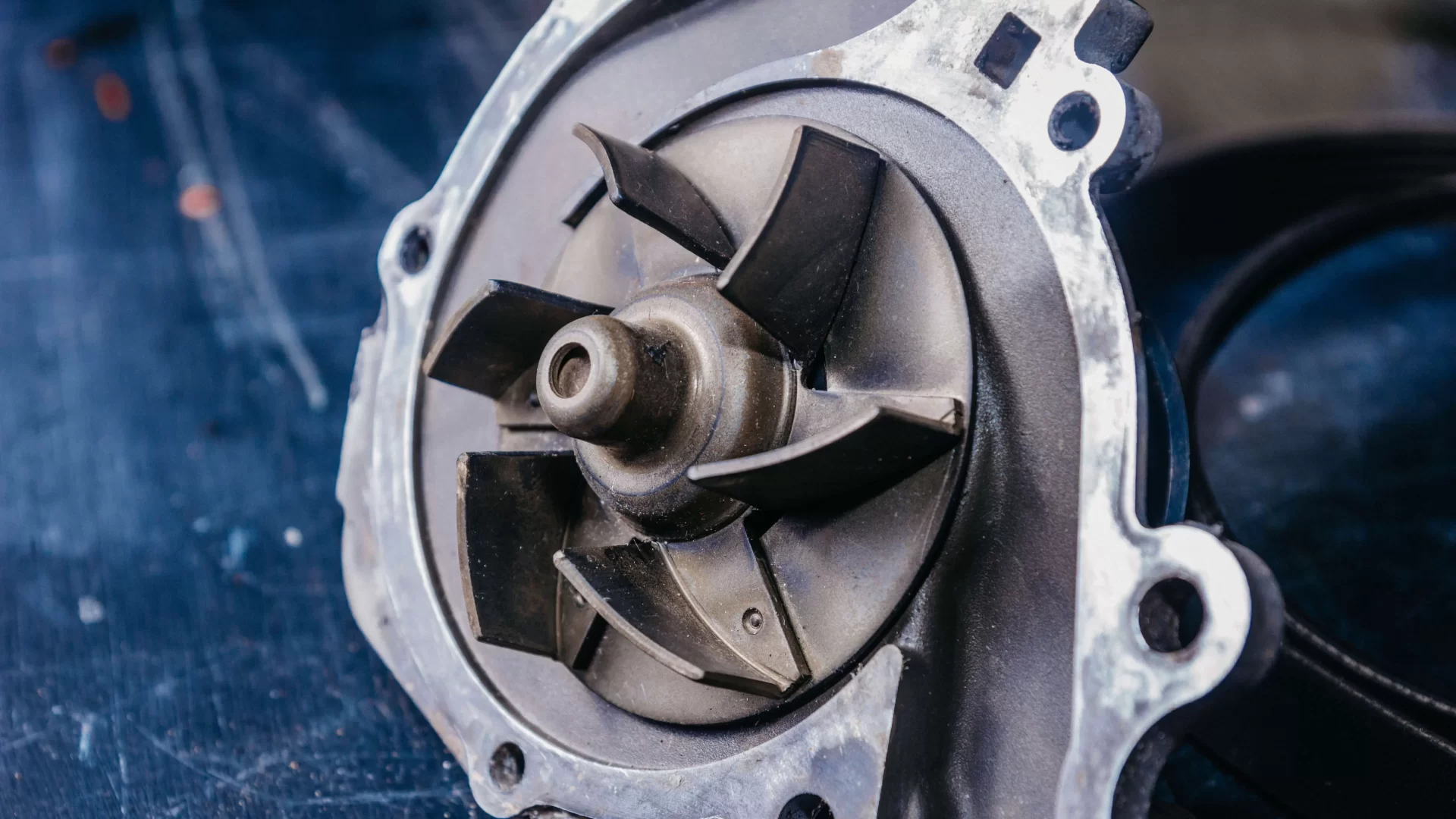 استبدال مضخة المياه