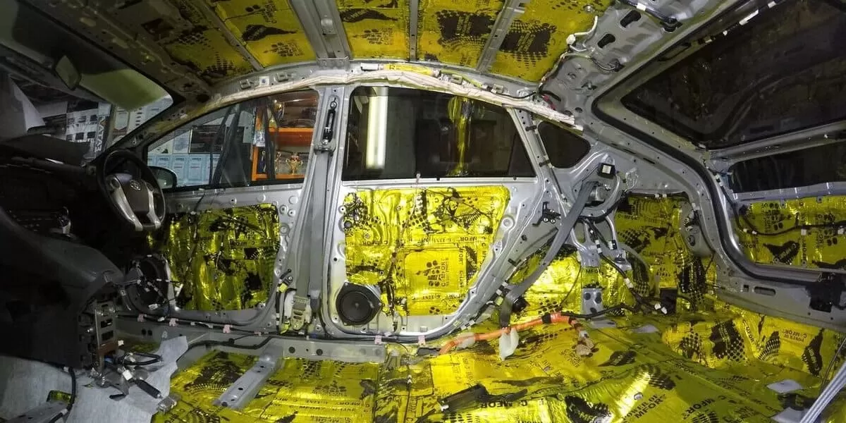 звукоизоляция автомобиля 16