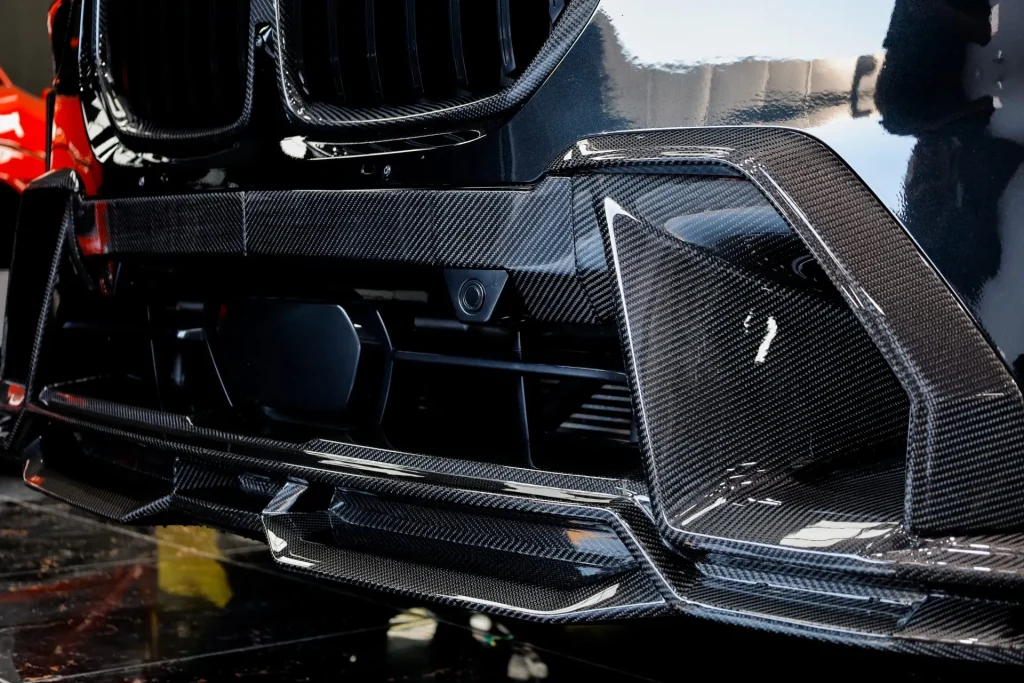 Установка обвесов для автомобилей в Дубае установить комплект для кузова автомобиля 26