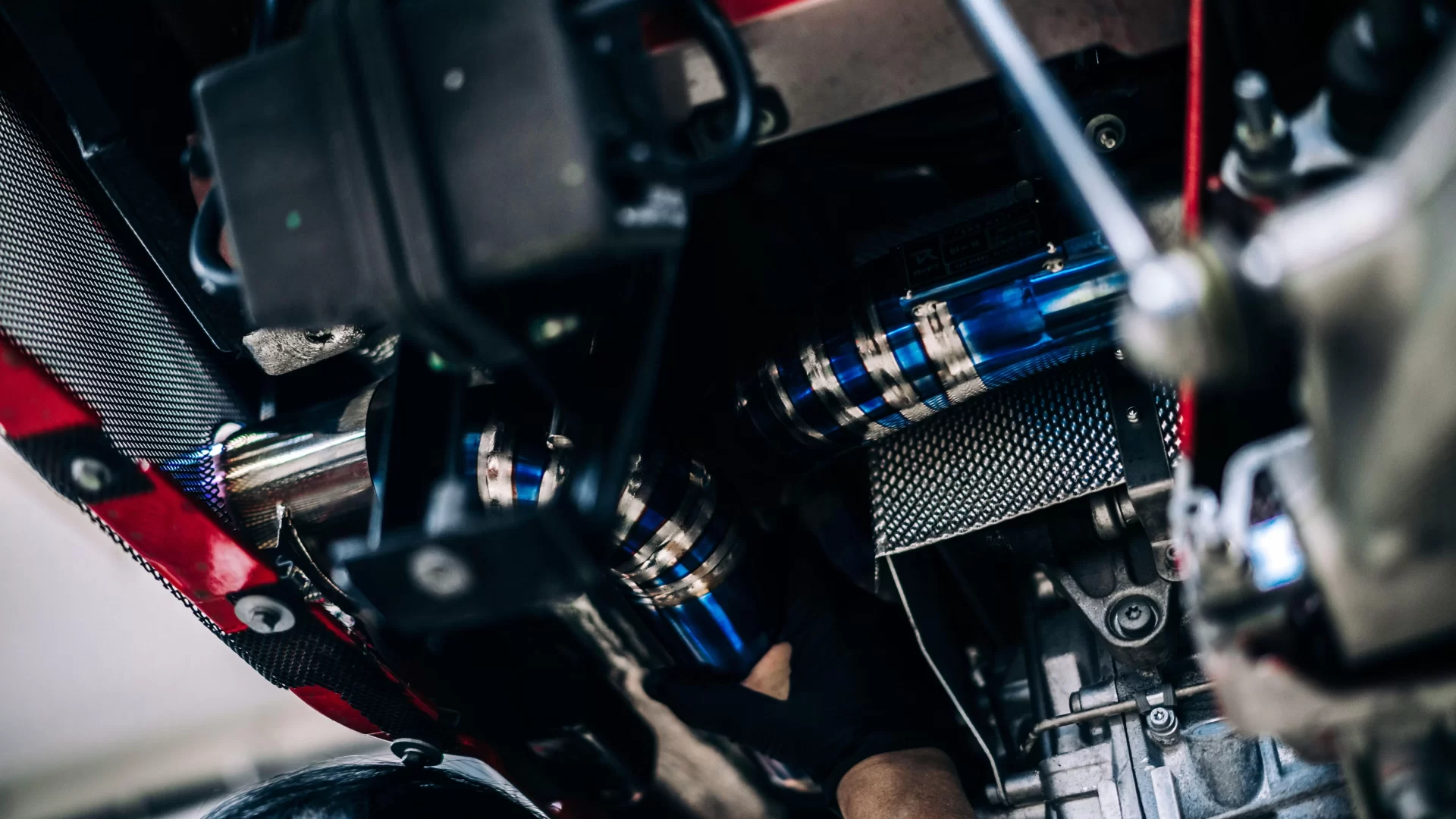 ورشة تعديل السيارات 14