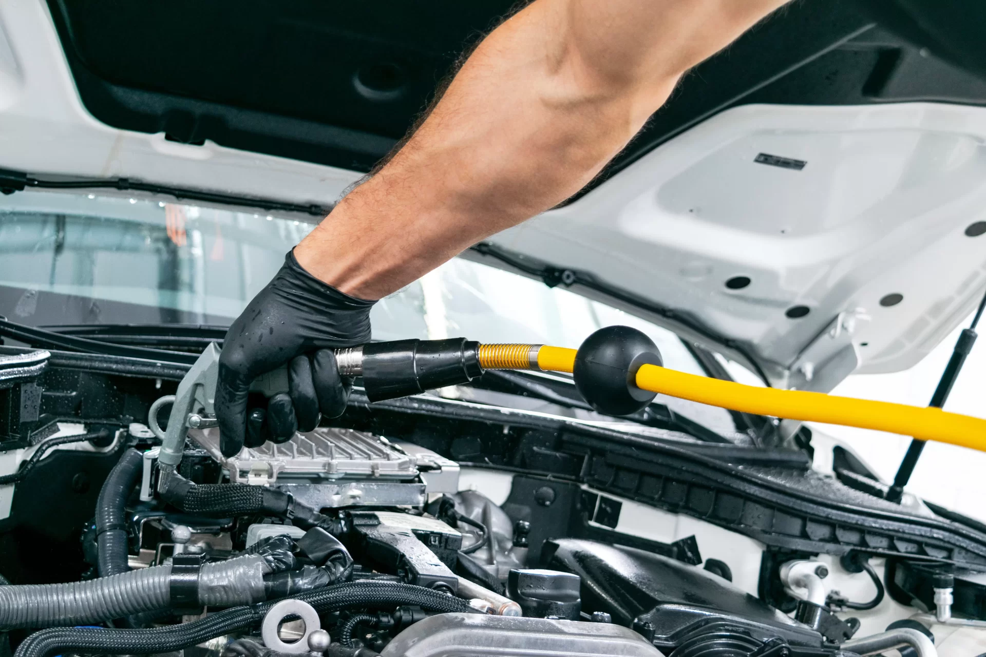 غسيل المحرك 2