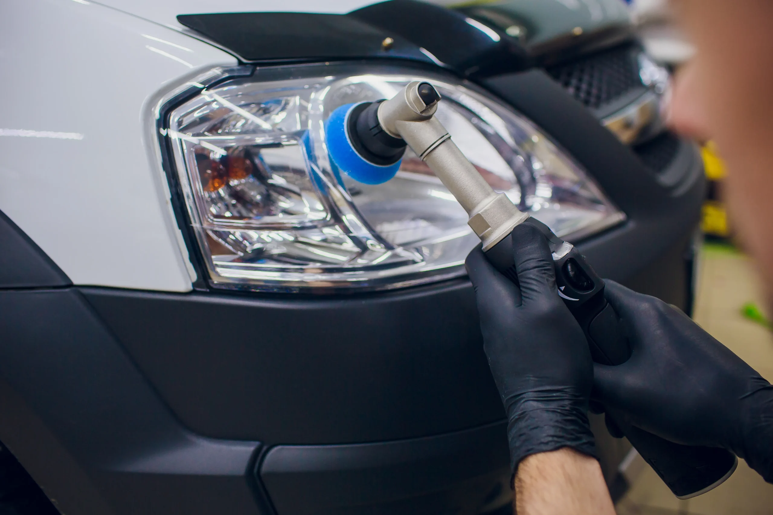 car headlight restoration 3