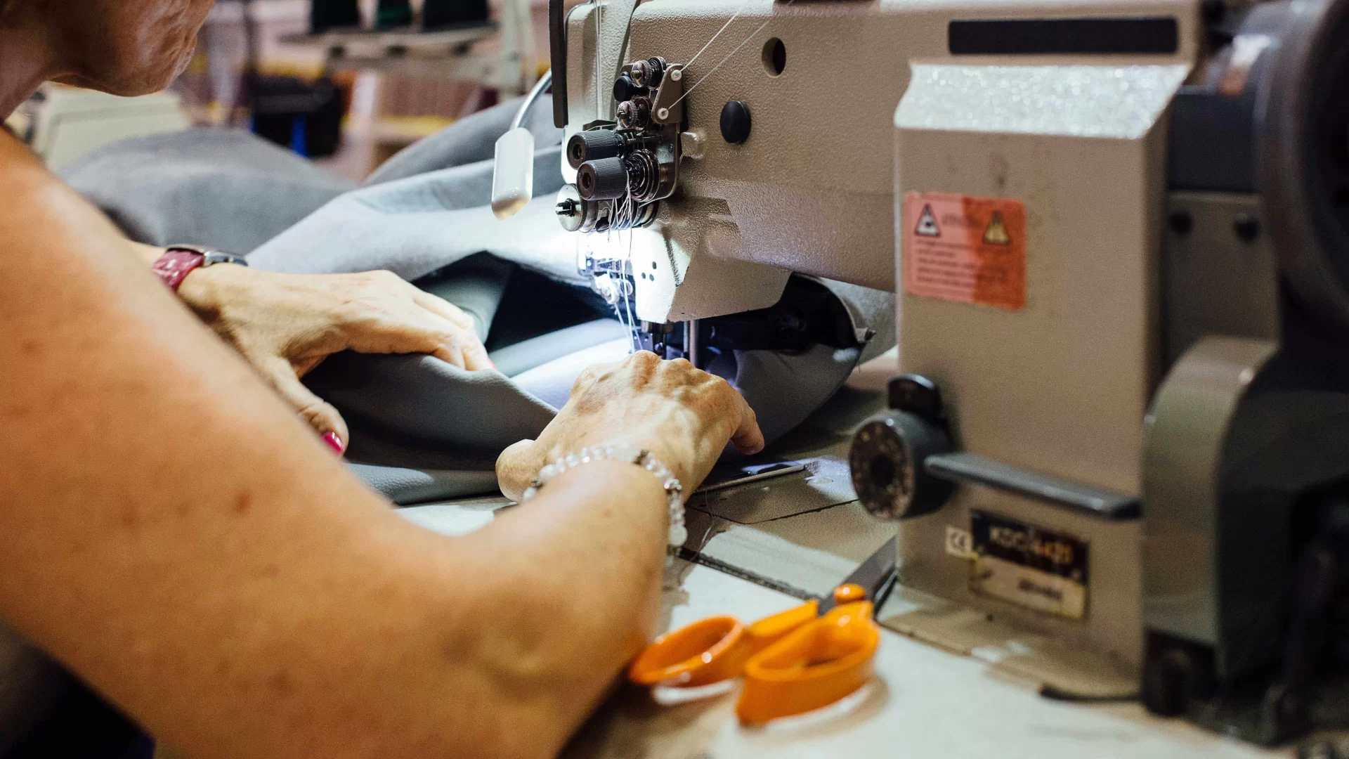 تنجيد مقاعد السيارة 6