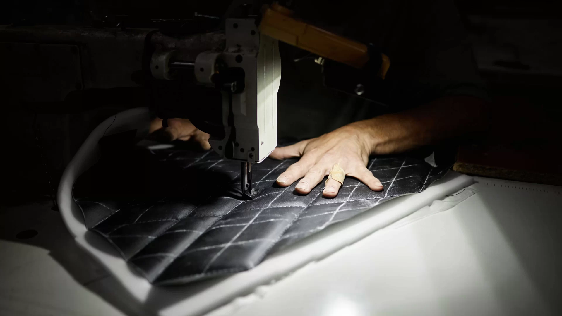 تنجيد مقاعد السيارة 3