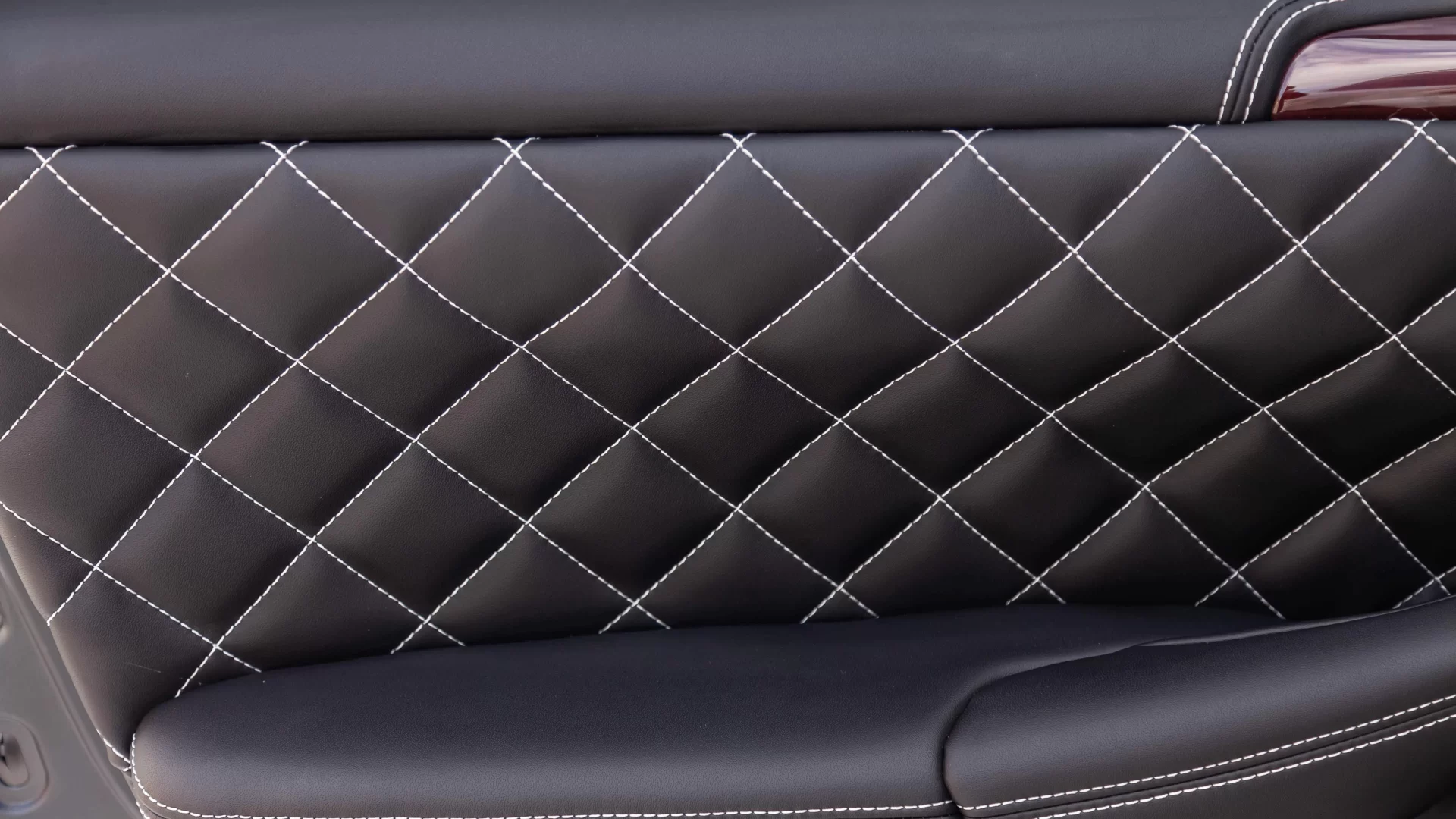 إصلاح جلد باب السيارة 7