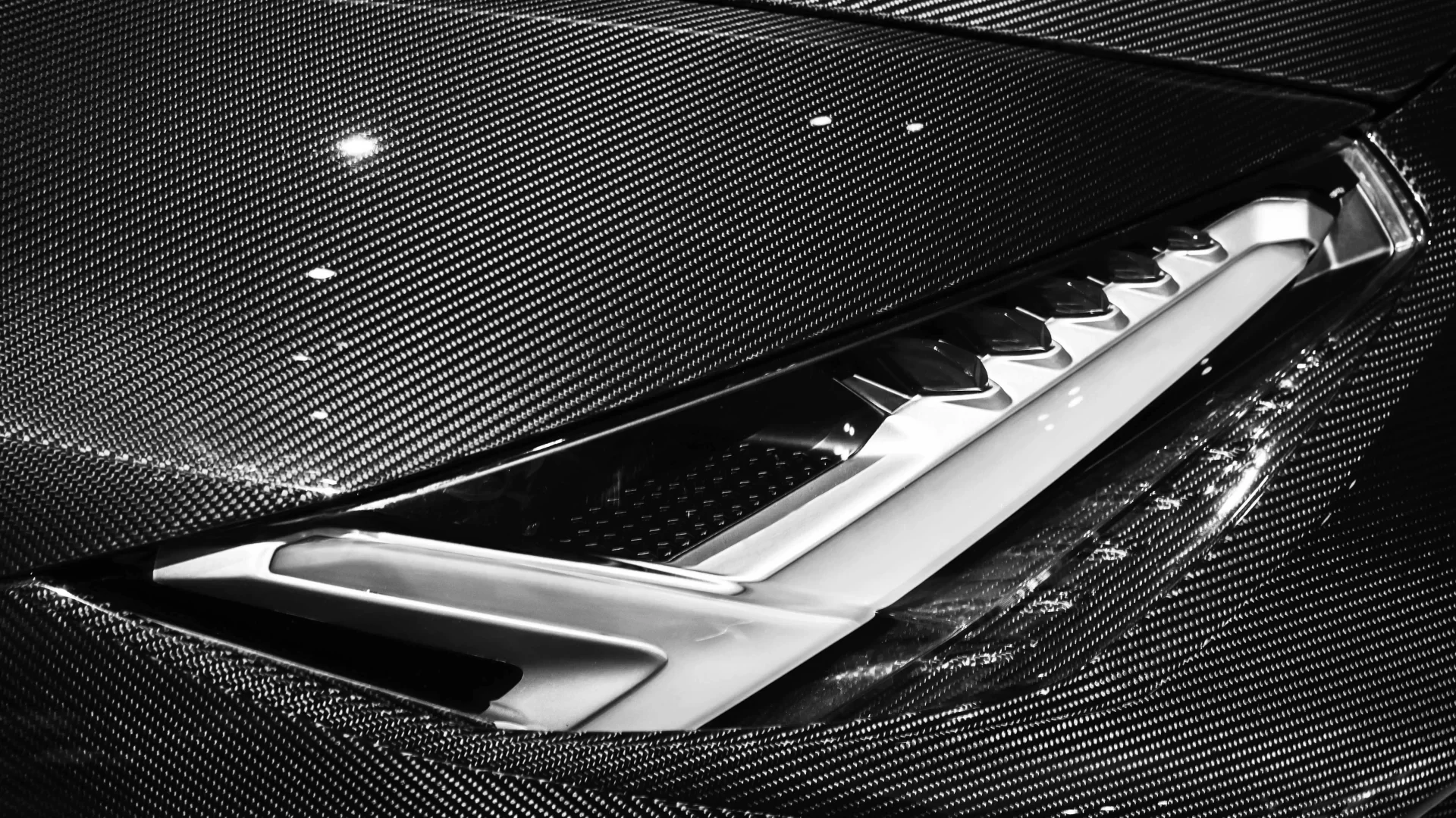 ألياف الكربون 18