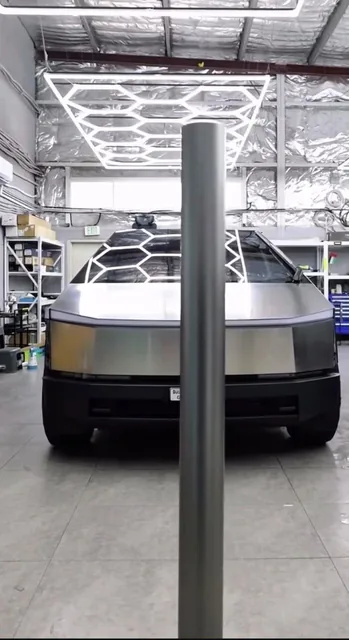 Tesla Cybertruck – Paint protection film, Silver