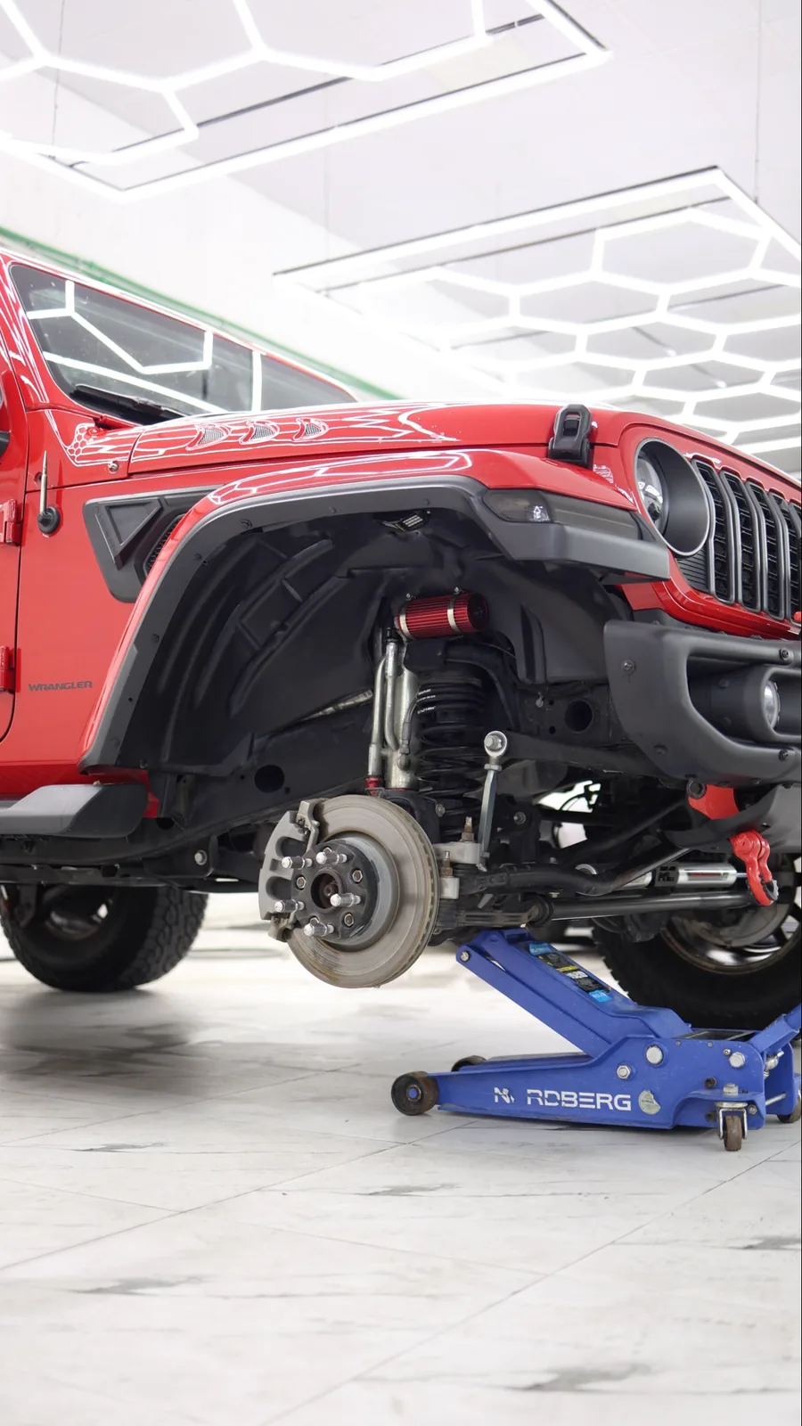 Jeep Wrangler – Car polishing, Manual car wash, Interior deep cleaning, Engine wash