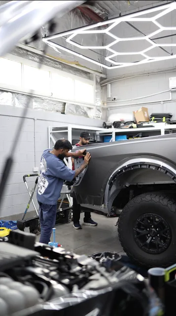 Ford Raptror – Car wrapping, Black