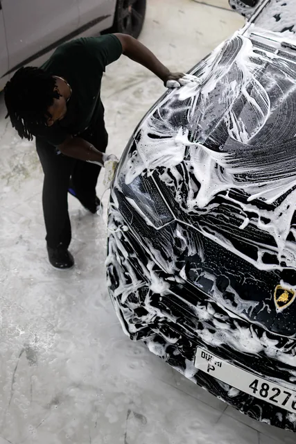 Lamborghini Urus – Manual car wash – 4