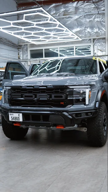 Ford Raptor – Car wrapping, Grey