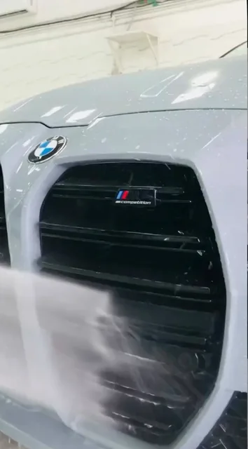 BMW M4 – Manual car wash