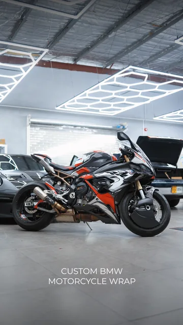 BMW M 1000 RR – Car wrapping, custom multicolored