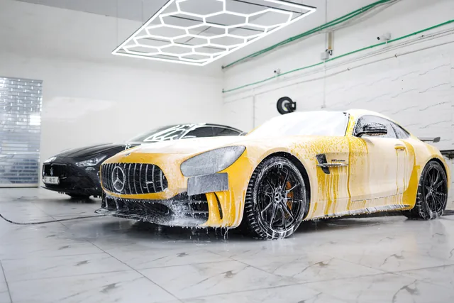 Mercedes GT C – Interior deep cleaning, Manual car wash – 2