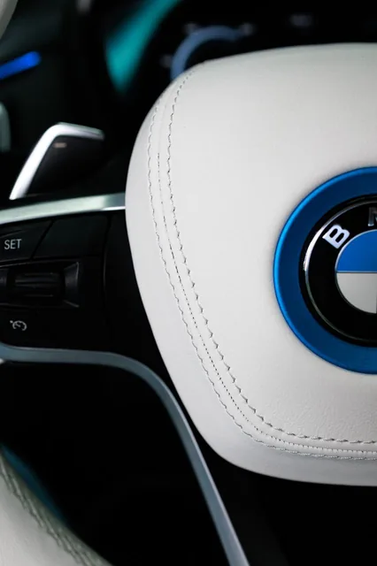 BMW iX – Seat repair, Leather repair, Interior upholstery – 16