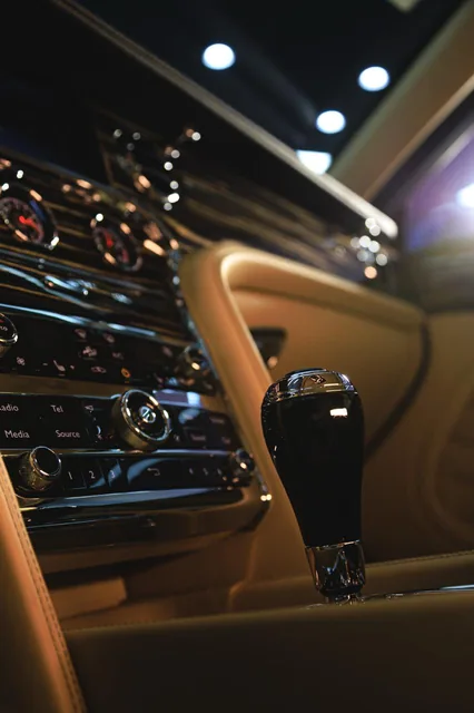 Bentley Mulsanne – Car polishing, Ceramic coating, Interior deep cleaning, Manual car wash – 15