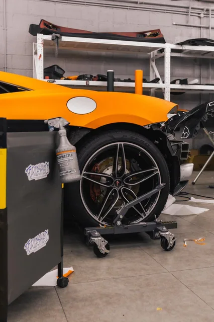 McLaren 600LT – Car wrapping, Orange – 6
