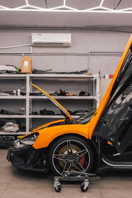 McLaren 600LT – Car wrapping, Orange – 7