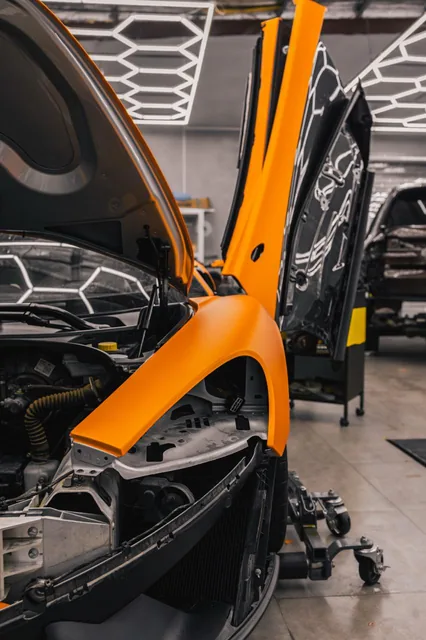 McLaren 600LT – Car wrapping, Orange – 8
