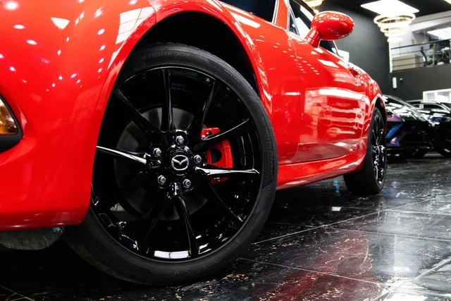 Mazda MX-5 – Car painting, Rim painting, Red – 1