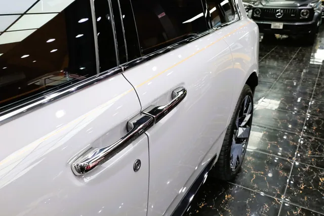 Rolls Royce Cullinan – Paint protection film, Clear (transparent) – 2