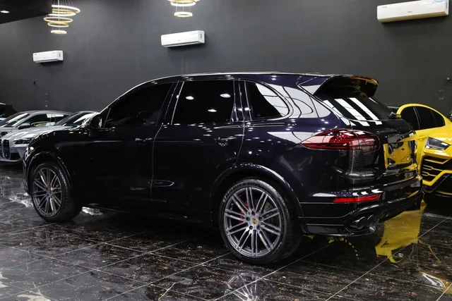 Porsche Cayenne – تلميع السيارة – 6