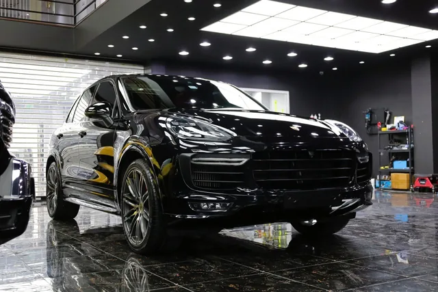 Porsche Cayenne – تلميع السيارة – 1