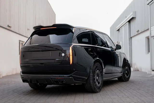 Land Rover range rover sv – تركيب بودي كيت – 2