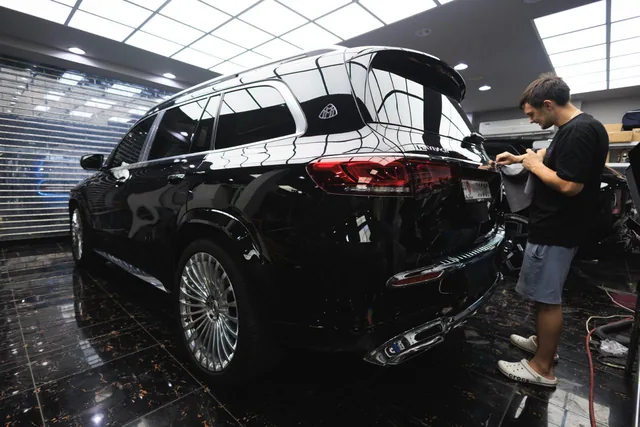 Mercedes GLS – تلميع السيارة